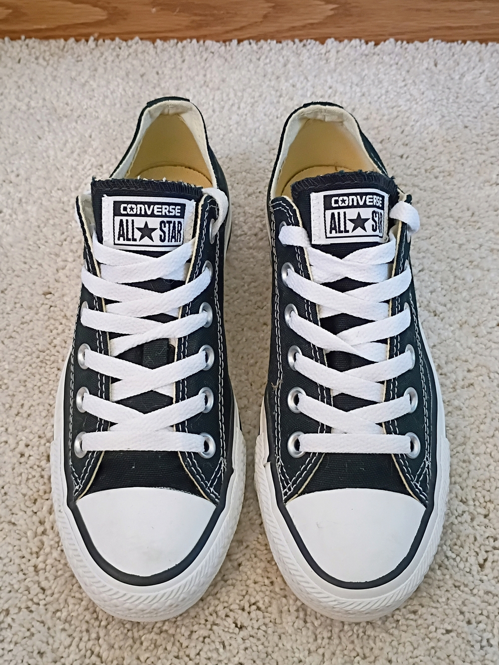 Converse Chuck Taylor All Star Low Top Black White Sneakers Women’s 6.5 Men’s 4. - Picture 4 of 10
